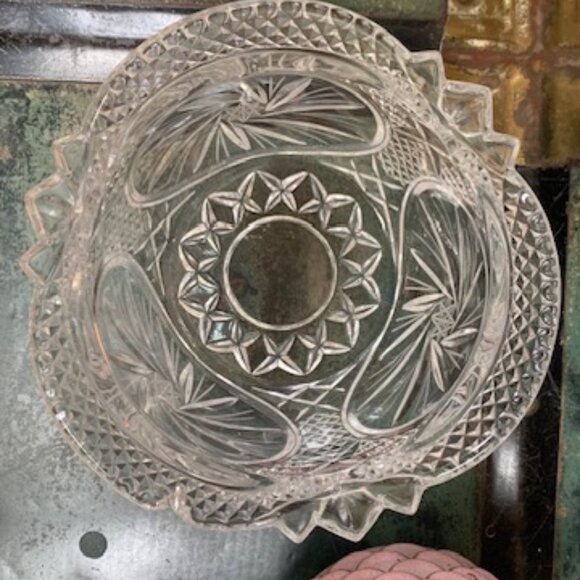 Vintage Glass Bowl - Picture 1 of 3